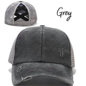 Criss Cross Distressed Trucker Hat - Grey